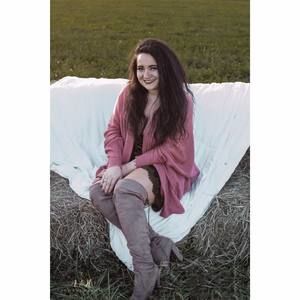 Meet your Posher, Olivia